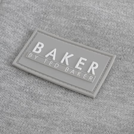 حقيبة جلدية فاخرة بلباس من TED BAKER