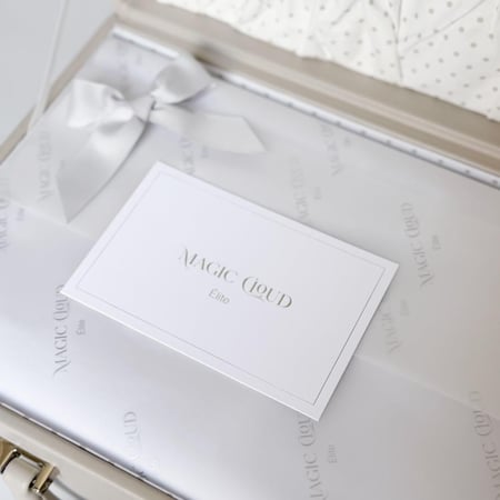 حقيبة جلدية بطقم NEXT