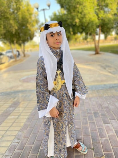 اللبس السعودي دقل عرضه