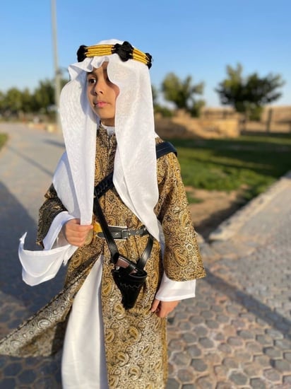 الثوب النجدي السعودي-العرضه-لبس المنطقه الوسطى