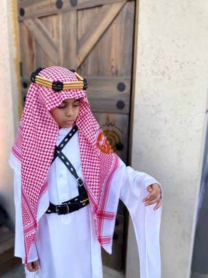 ثوب اطفال سعودي ( المرودن )