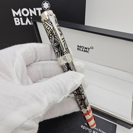 قلم مونت بلانك الجديد