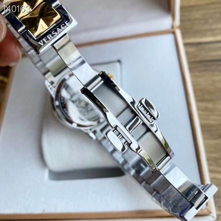 ساعة فرزاتشي تريبيوت V