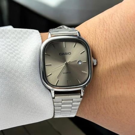 ساعة كاسيو فضي رصاصي