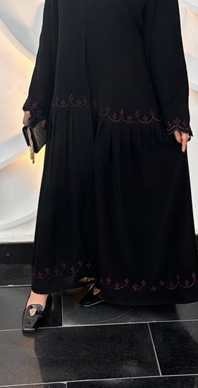 عباية " وعد"