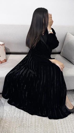 عباية كلوش قماش مخمل كسرات أنيقة