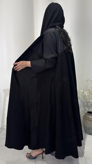 عباية دبل كلوش بتطريز أنيق فاخرة