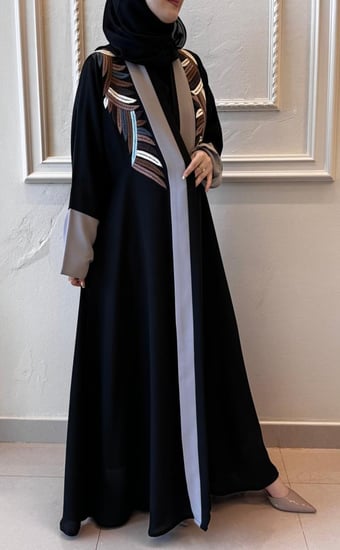 عباية فاخرة بتطريز شك ملون