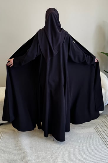 عباية كلوش لون موف غامق