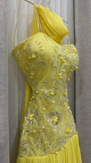 فستان سهرة ليموني