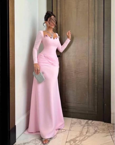 فستان سهرة وردي طويل