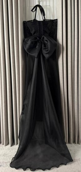 فستان سهرة أسود طويل