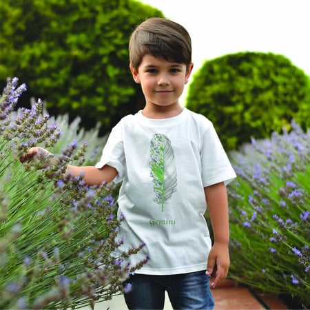 تيشيرت اطفال برج الجوزاء  – قطن 100٪ – مطبوع بالألوان المائية