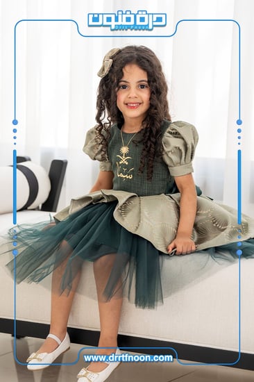 ملابس اليوم الوطني تيشرتات أطفال وشباب فساتين أطقم بناتي ولادي ودقلات