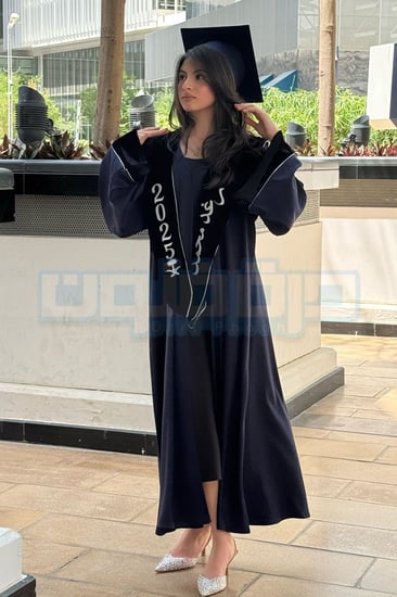 طقم عباية تخرج كحلي ومخمل اسود