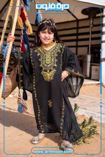 ثوب النشل النجدي بناتي ( أسود )