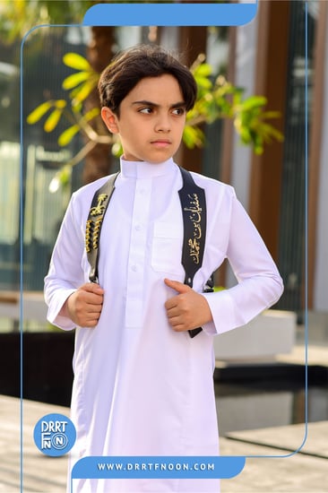 مجند أسود جهتين