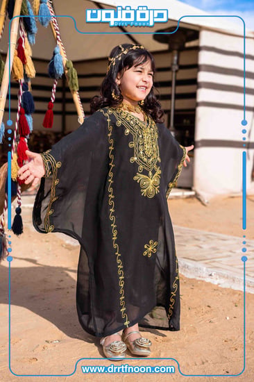 ثوب النشل النجدي بناتي ( أسود )