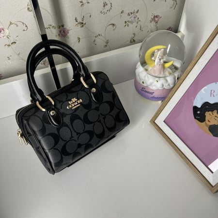 كوتش روان أسود - ١٧ سم