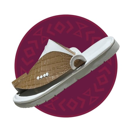 حذاء شرقي سادة