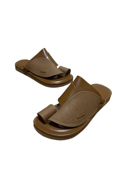 حذاء شرقي سادة