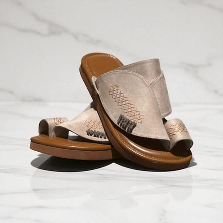 حذاء شرقي سادة