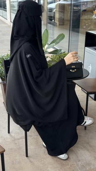 عباية الحشمة طبقتين