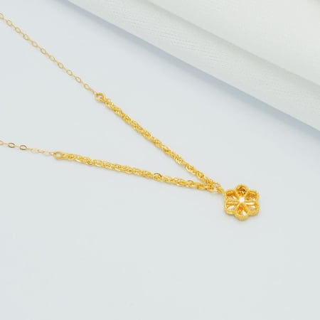 عقد ذهب عيار 21