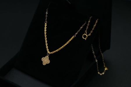 عقد ذهب عيار 21  (N4427)