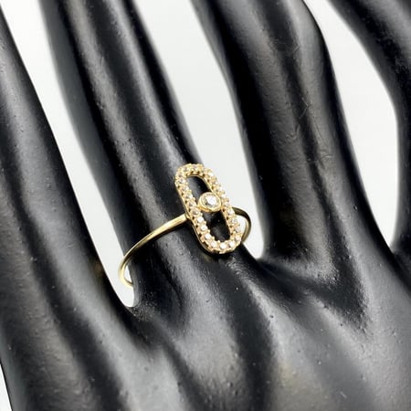 خاتم ذهب عيار 18 تصميم ديور الوزن 0.7 جرام