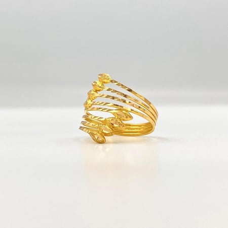 خاتم ذهب عيار 21 تصميم عصري