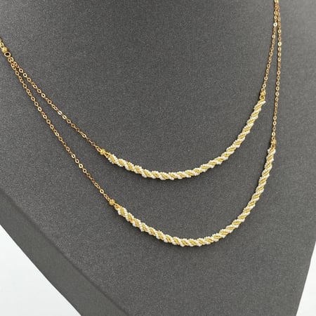 عقد ذهب عيار 21 بتصميم دورين فاخر بوزن 4.14 جرام