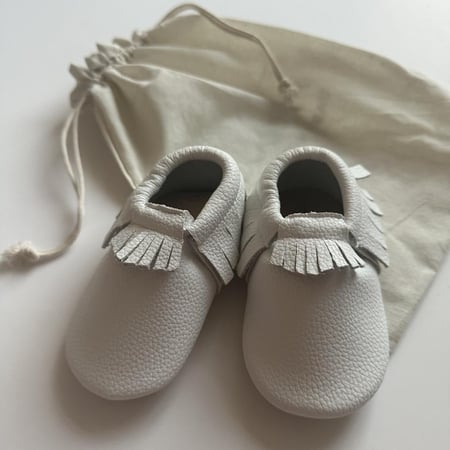 جزم احذيه جلد