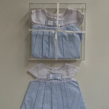 بوكس هديه اكلرك مع فستان مواليد