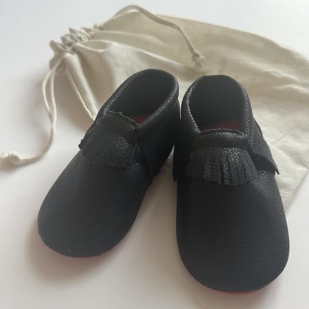 جزم احذيه جلد