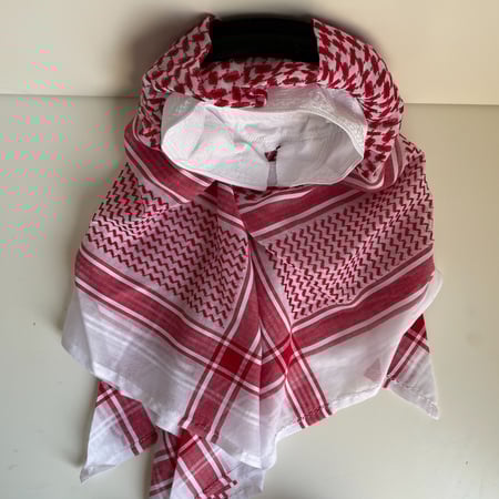 شماغ جاهز بعقال مثبت