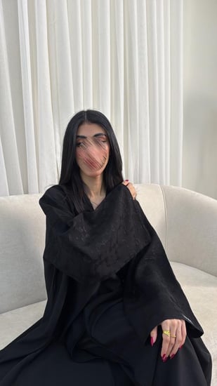 070 عباية ابتهال