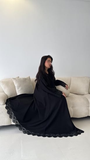 057 عباية سماهر