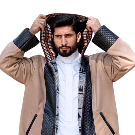 رجل يرتدي فروة رجالية شتوية فاخرة وجهين أسود وجملي من مارين ستور