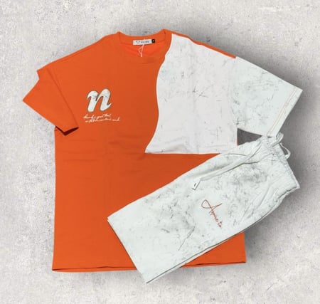 طقم تيشيرت وشورت رجالي كاجول