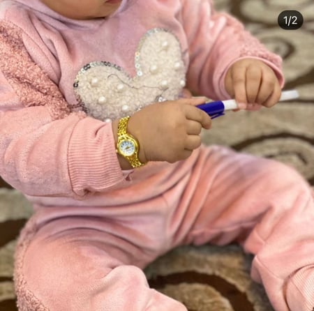 ساعة يد صغيره للأطفال