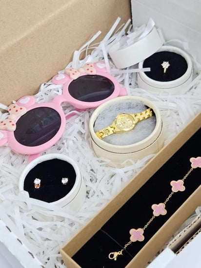 طقم بناتي مميز