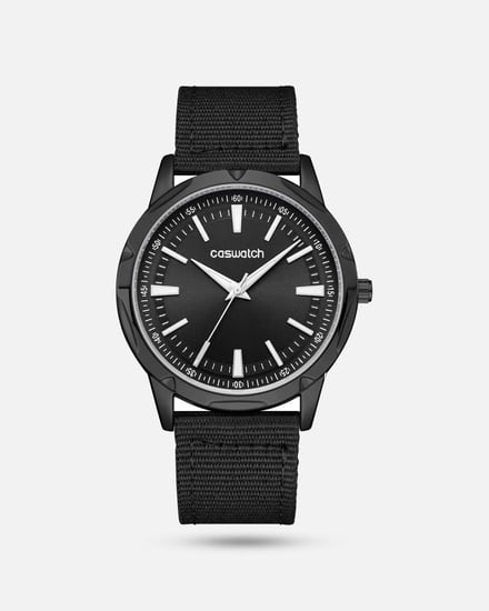 ساعة رجالية بحزام قماش بلون أسود