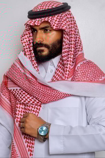 ساعة يد كلاسيكية