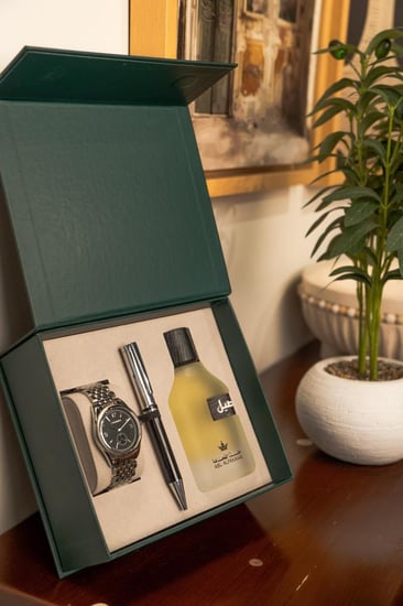 طقم هدية رجالي ساعة وقلم وعطر أصيل