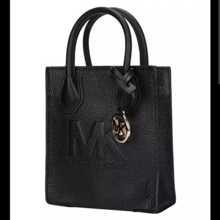 حقيبة كروس ميرسر جلدية بشعار ماركة مايكل كورس بشعار بارو اسود