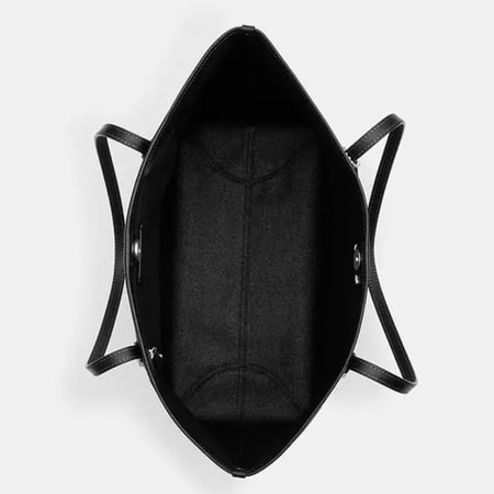 توتي باق من كوتش اسودّ مورد