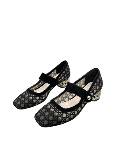 حذاء بومب شبكي شفاف بنقش كاناج أسود