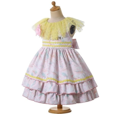 فستان أسباني مع طوق شعر