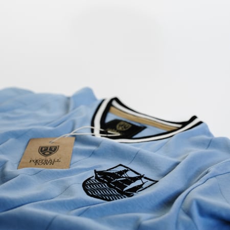 تيشيرت Football Town ( رجالي ) السفن